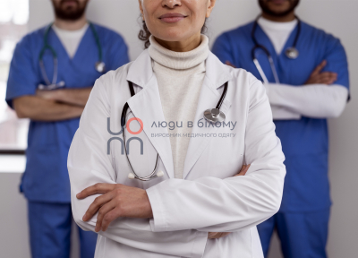 How medical clothing differs depending on the specialisation of the healthcare professional
