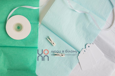 What materials are used in medical clothing and how they affect the comfort and safety of the medical worker